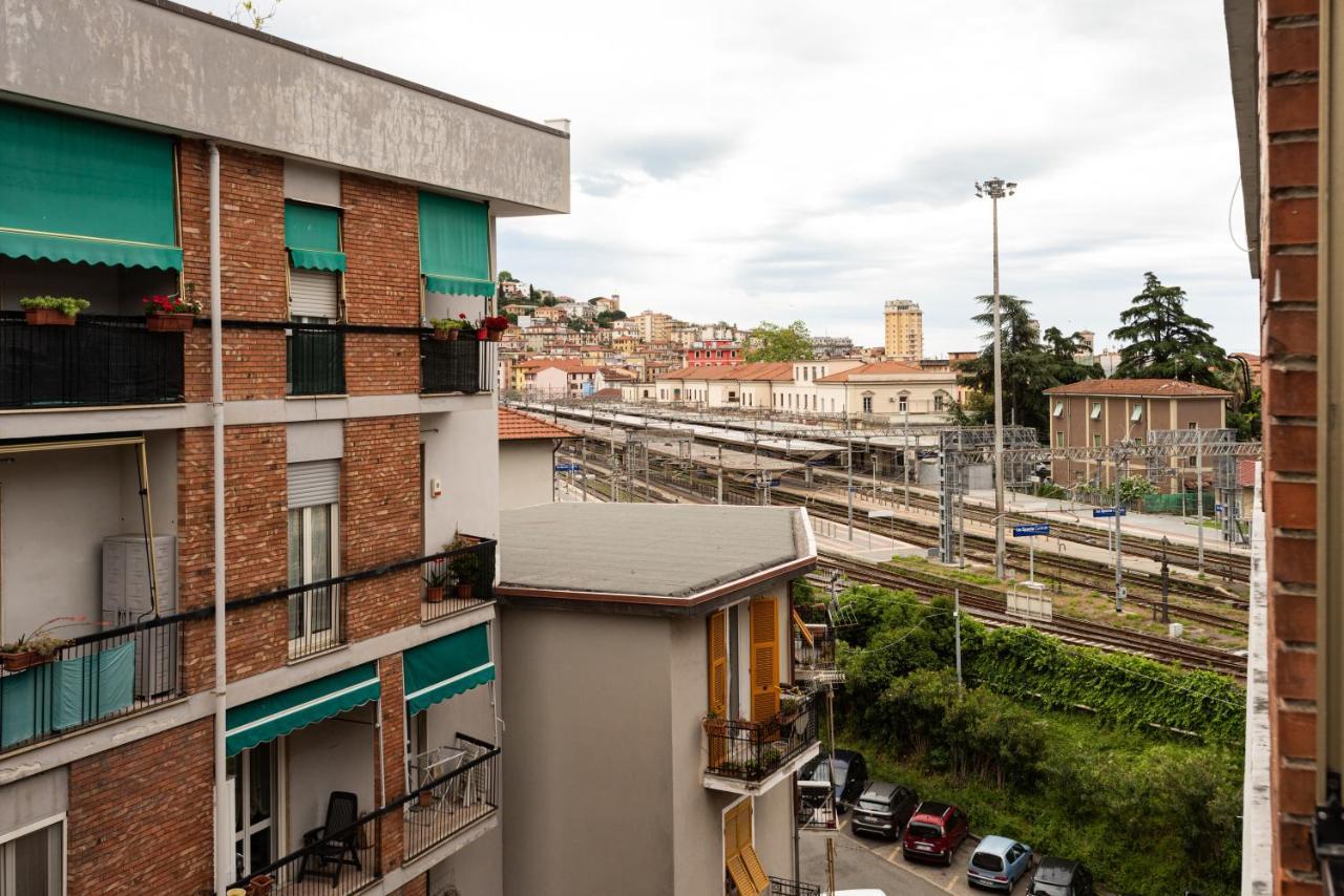 Ferienwohnung Mari Urbani La Spezia Exterior foto
